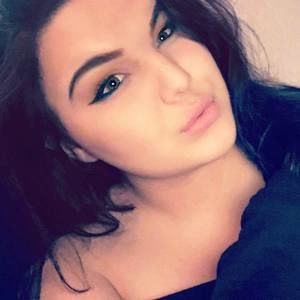 Meet your Posher, Gillien